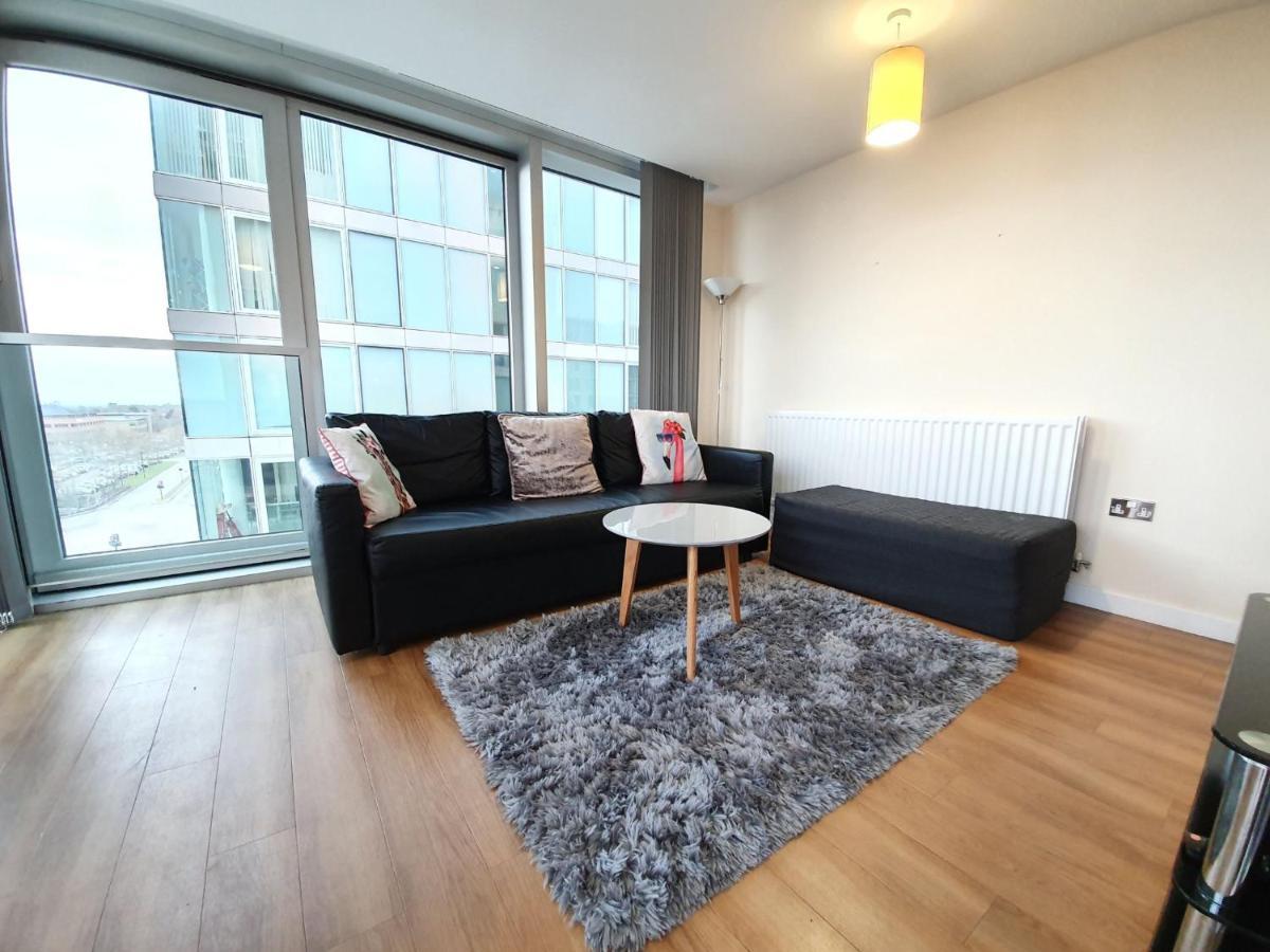 Dazzon Apartments - Hub - Central Mk ミルトン・ケインズ 部屋 写真