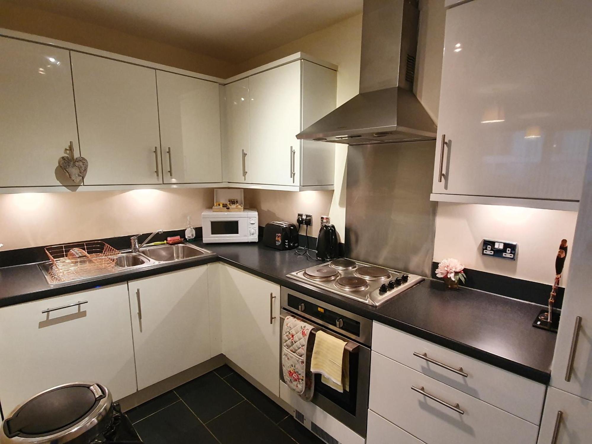 Dazzon Apartments - Hub - Central Mk ミルトン・ケインズ 部屋 写真